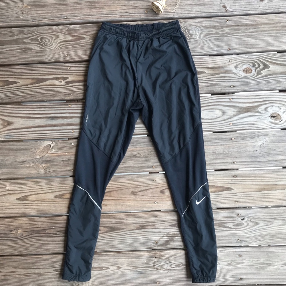 Nike climafit pants medium 🎯🚨SOLD🚨🚨🎯no longer available!